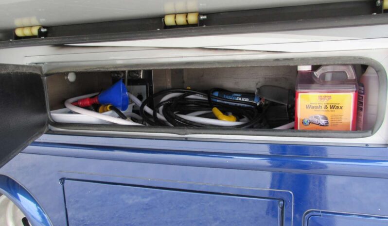 2021 Dynamax Isata 3 Series Mercedes-Benz 24FW full