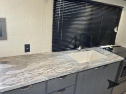 2024 Forest River RV Ozark 2400BHLE full