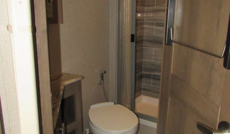 2021 Dynamax Isata 3 Series Mercedes-Benz 24FW full